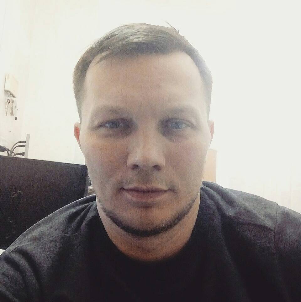Алексей Леонов