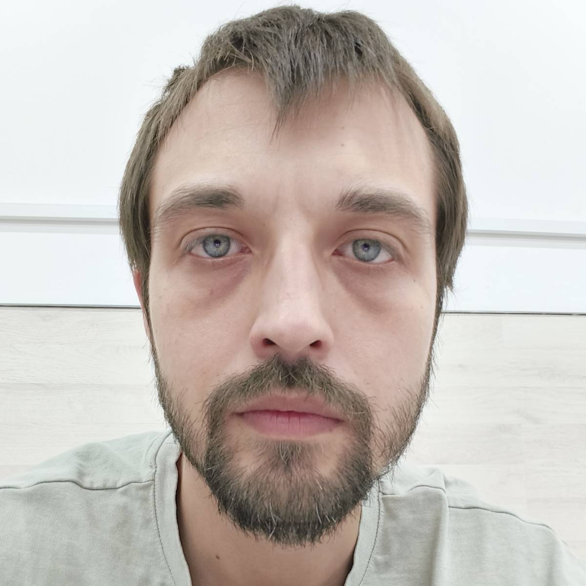 Николай Плющ