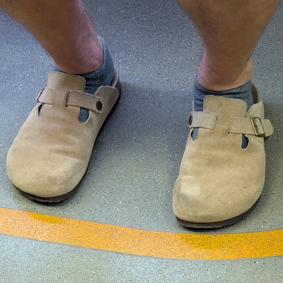 Birkenstock 🇩🇪 — немецкий бренд с более чем 250-летней историей, символ комфорта, ортопедии и функционального дизайна | Сетка — социальная сеть от hh.ru