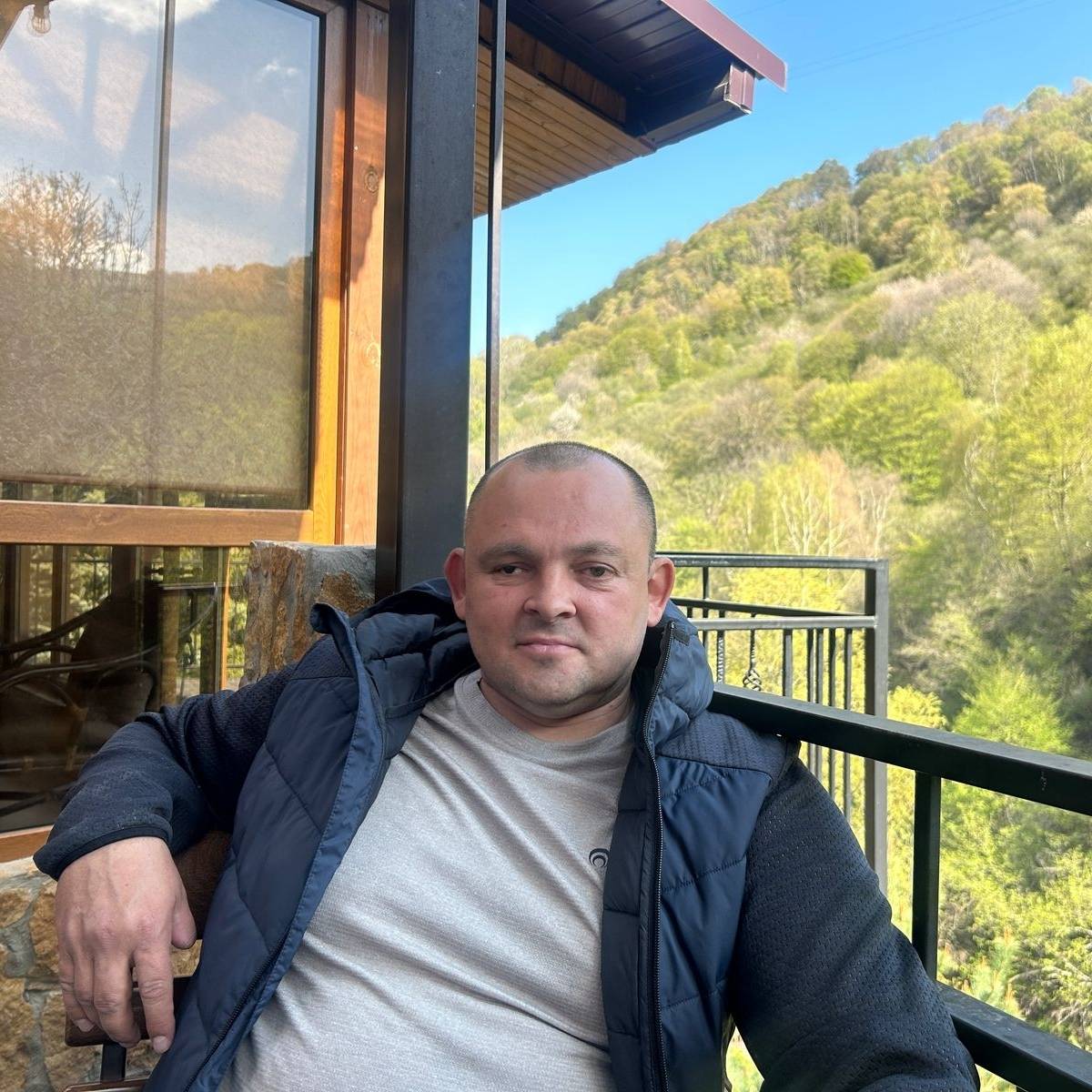 Сергей Ахматов