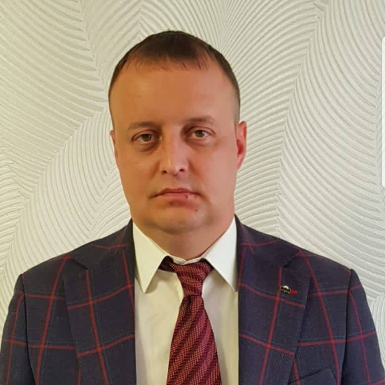 Александр Суханов