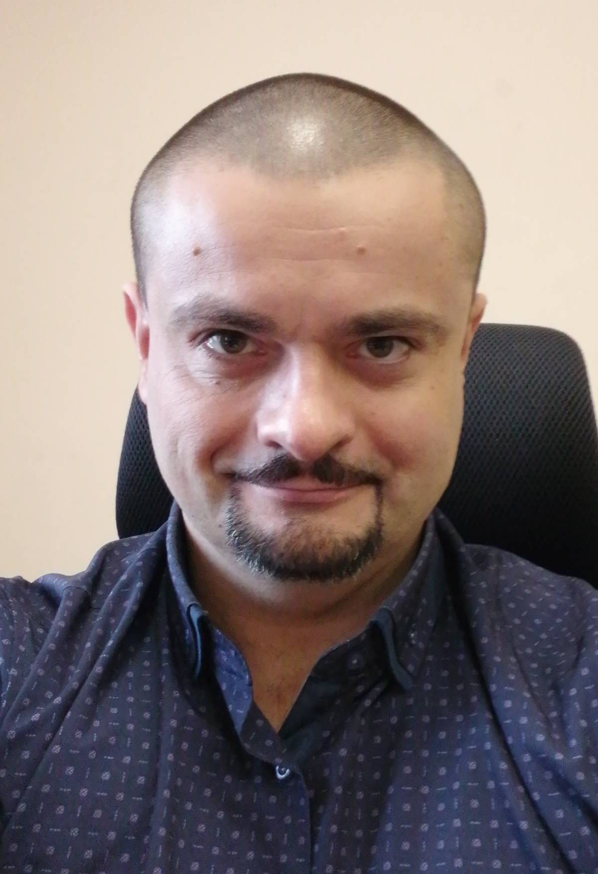 Валентин Латарцев