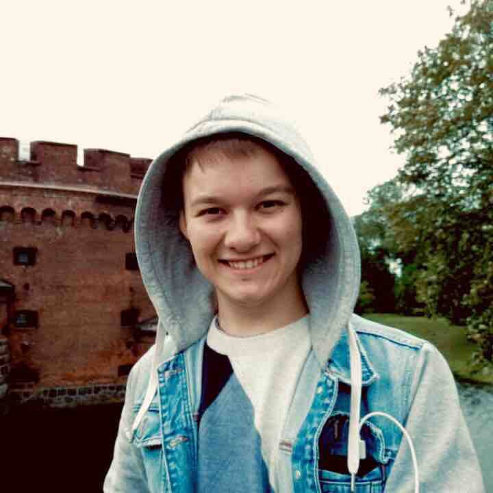 Никита Старчаенко