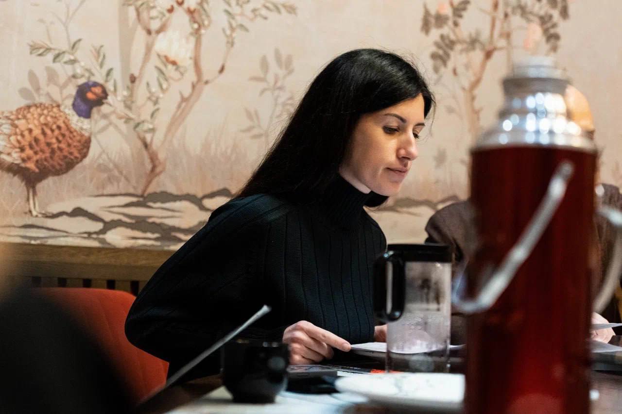 🟠 Москва, встречаемся за ужином?
Если есть мысль, что «надо бы выйти из своей рабочей рутины и посмотреть на ситуацию под новым углом», — вот тот самый шанс: ужин-инвайт в Москве для участников моего ... | Сетка — социальная сеть от hh.ru