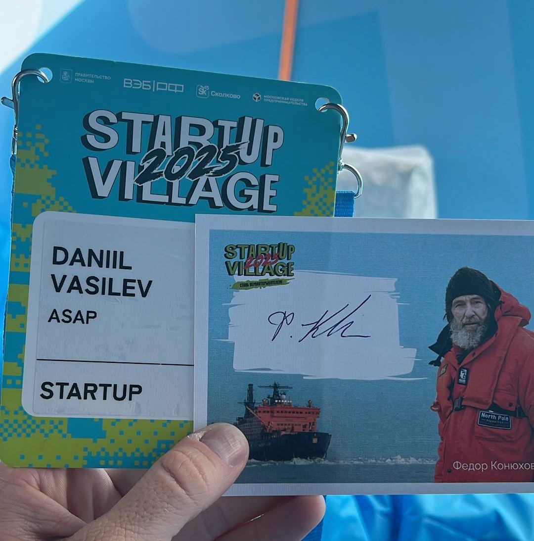 В конце мая посетил Startup Village в Сколково.
Провел 2 продуктивные встречи по нашему стартапу "Я Здоров"
1 | Сетка — социальная сеть от hh.ru