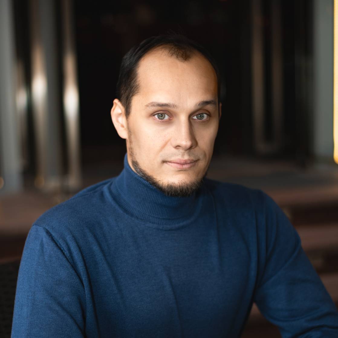 Александр Колобенин