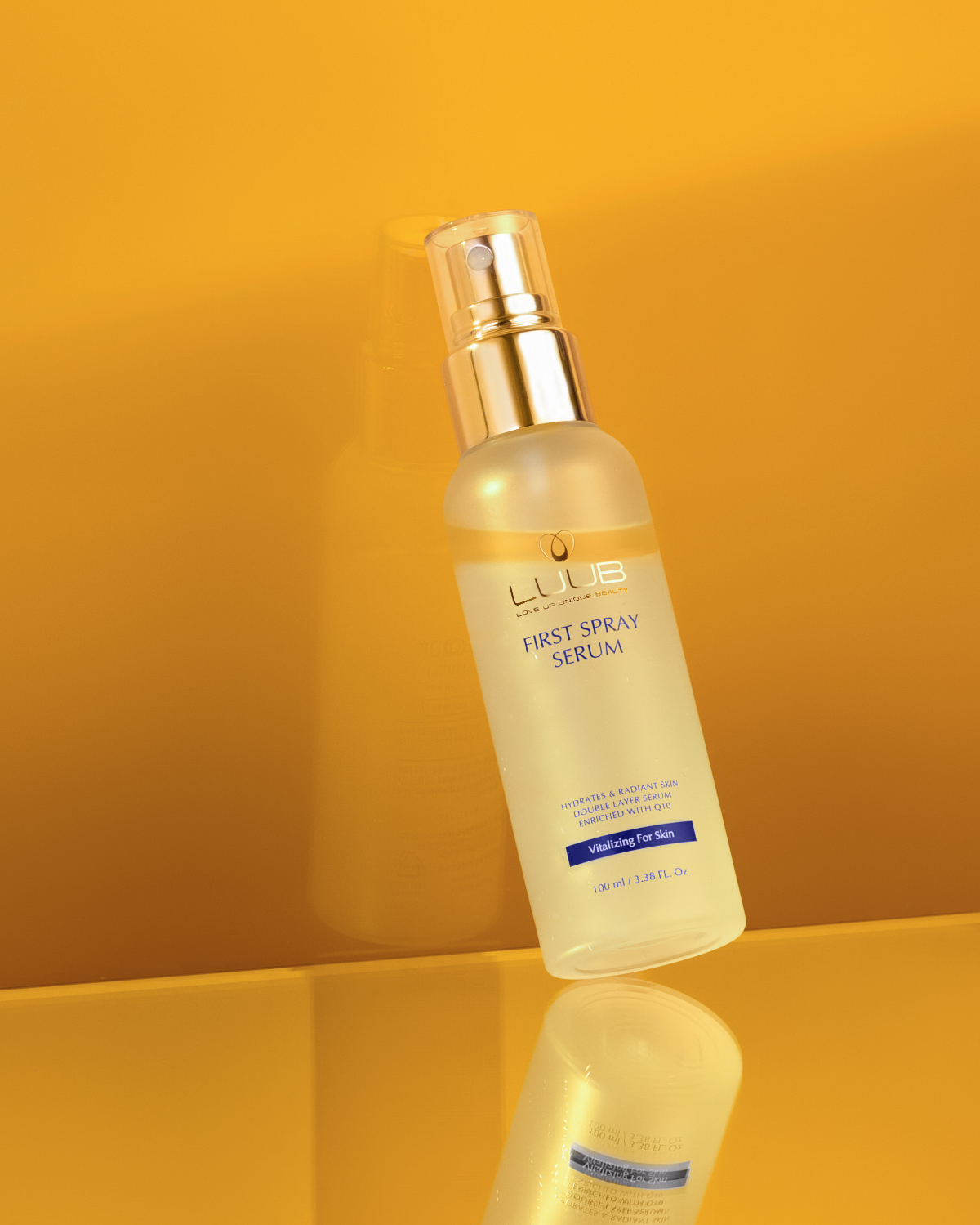 И так, пару месяцев назад была съёмка для нового бренда косметики LUUB  
Ищначально запрос был на фото  для маркетплецсов,каталог +имиджы  
После уже снимали дополнительно имиджевые кадры в более прем... | Сетка — социальная сеть от hh.ru