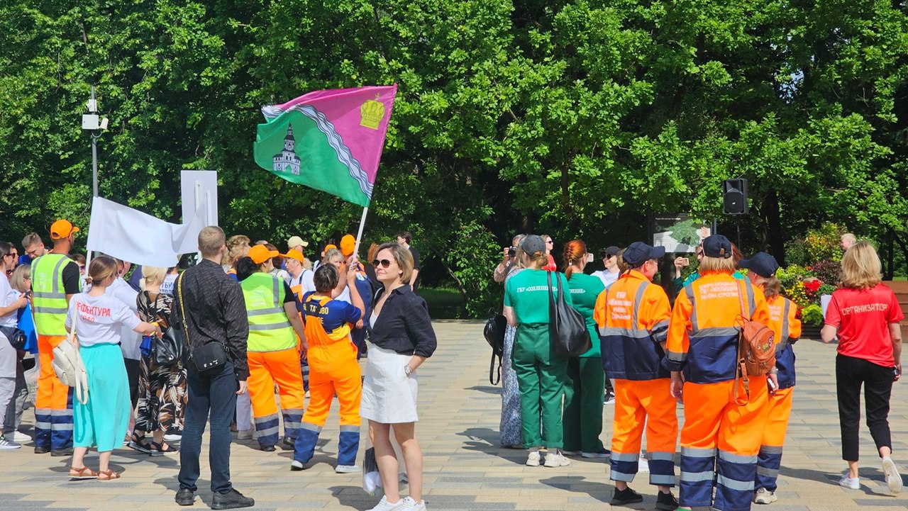В минувшую субботу в Парке 50-летия Октября состоялся финальный этап городского конкурса «Московские мастера» в номинации «Рабочий зеленого хозяйства» | Сетка — социальная сеть от hh.ru