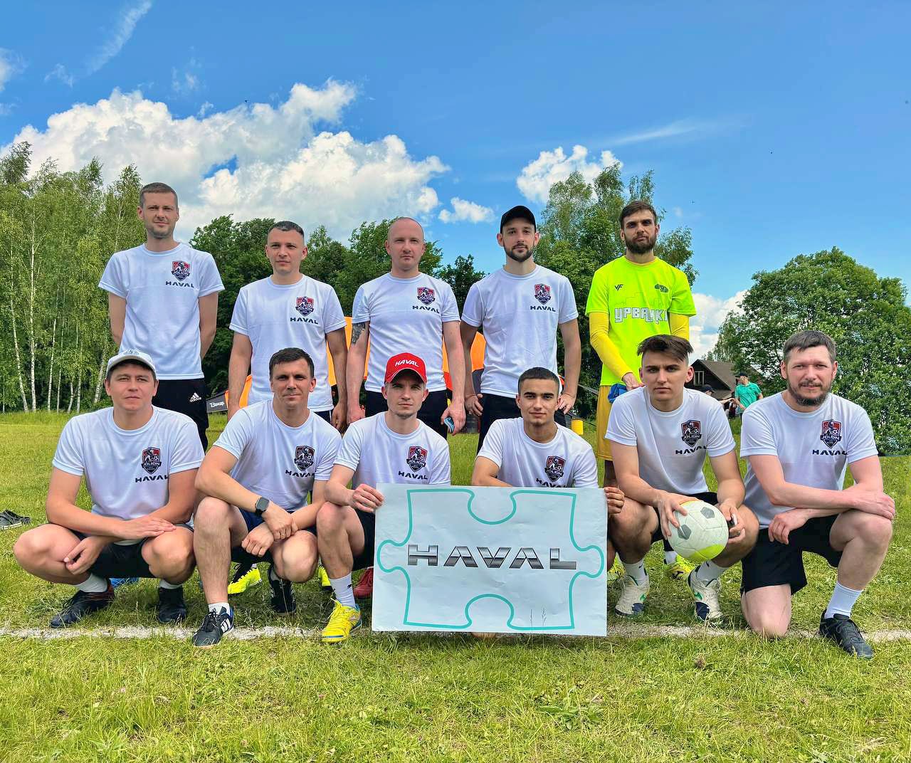 💪 Спорт закаляет — добро объединяет
Команда завода HAVAL в минувшие выходные приняла участие в благотворительном мини-футбольном турнире, посвященном 80-летию Победы | Сетка — социальная сеть от hh.ru
