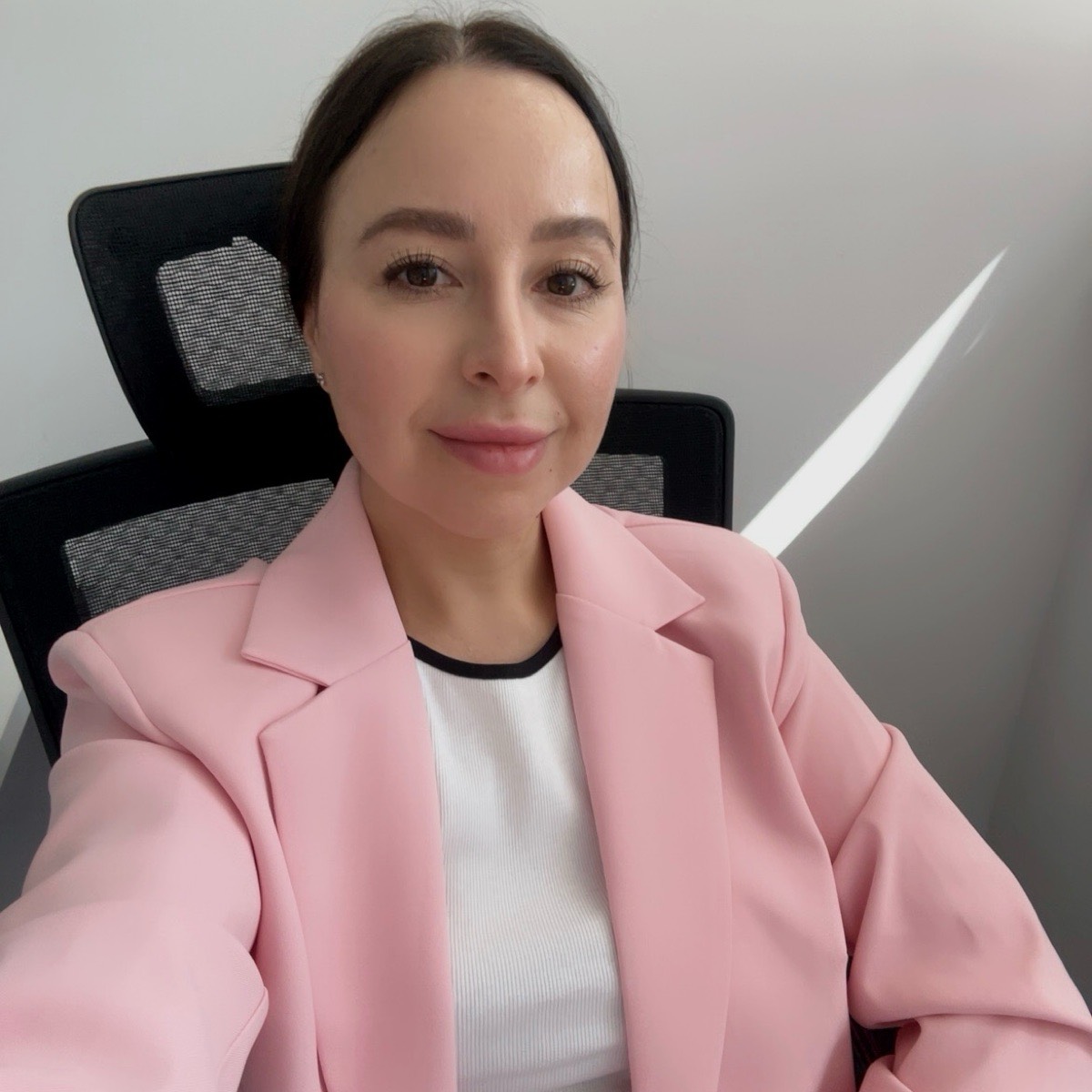 Елена Хассанне