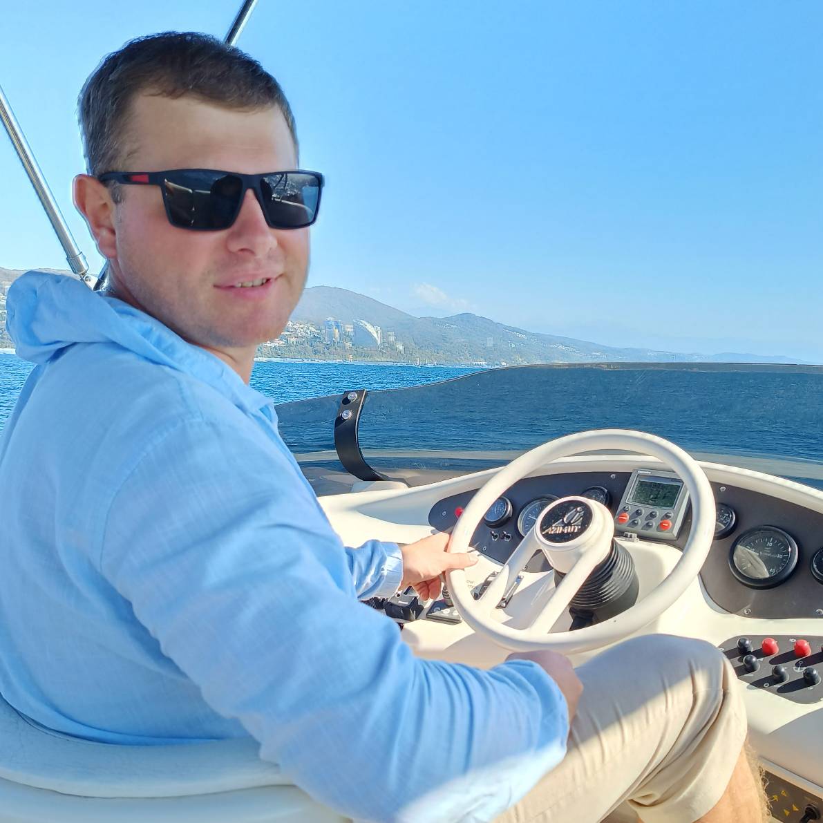 Михаил Бояров