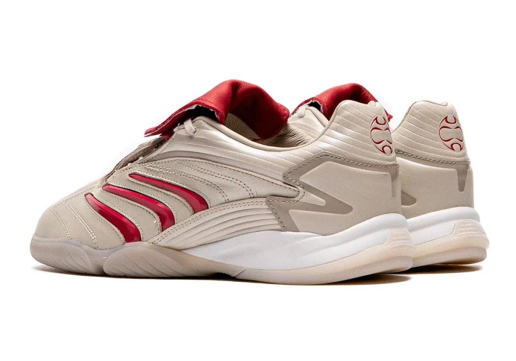 НОВОСТИ ✈️
1 июня 2025 года компания Adidas выпустила долгожданную модель Predator Sala — футзальные кроссовки, вдохновлённые культовыми бутсами Predator Absolute 2006 года | Сетка — социальная сеть от hh.ru
