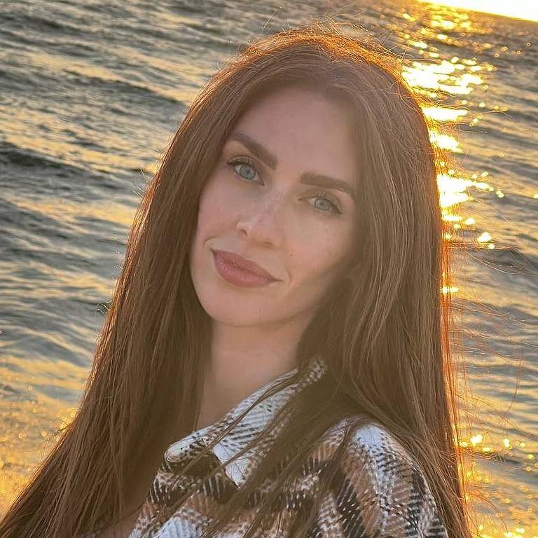 Кристина Перовская | Сетка — социальная сеть от hh.ru