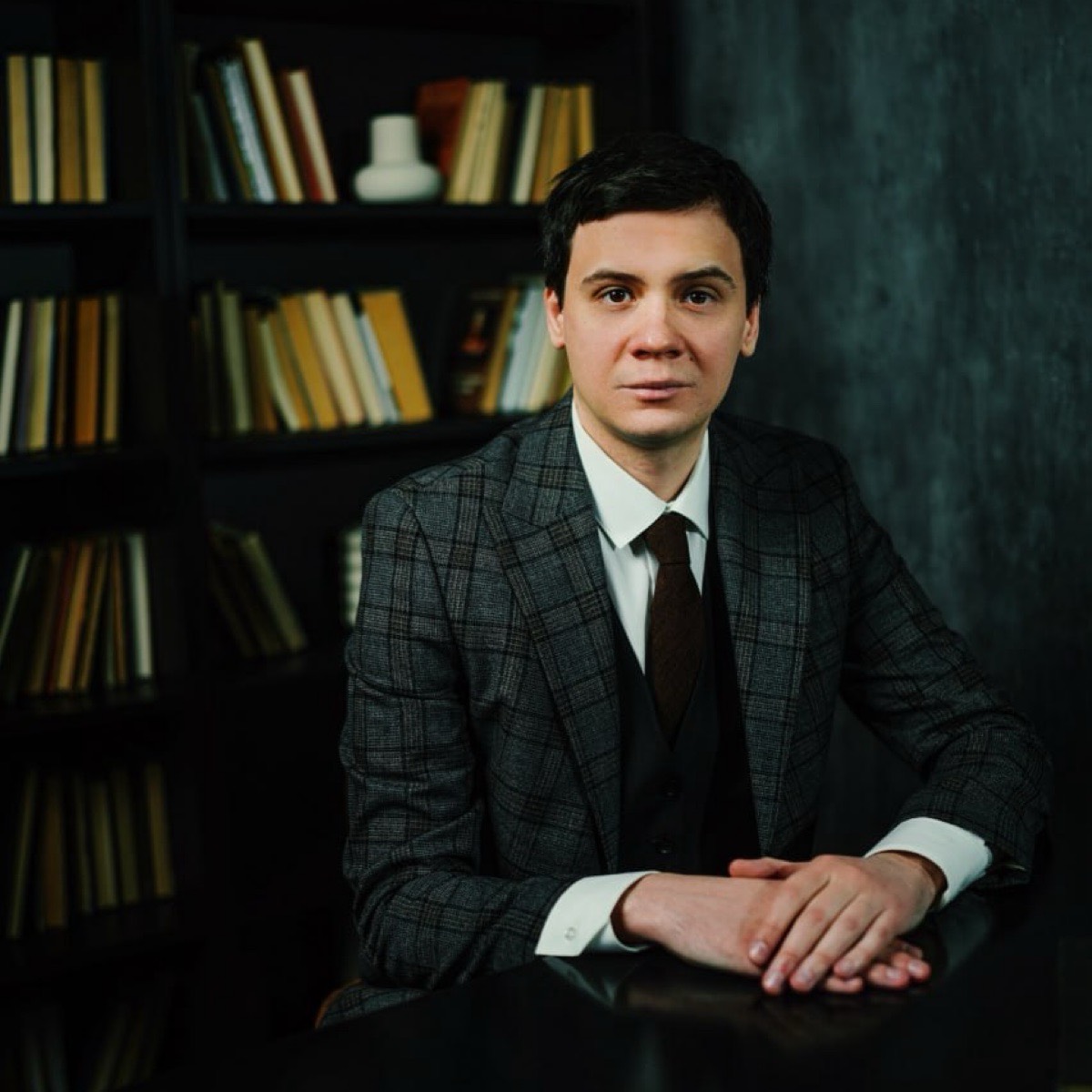 Илья Греков