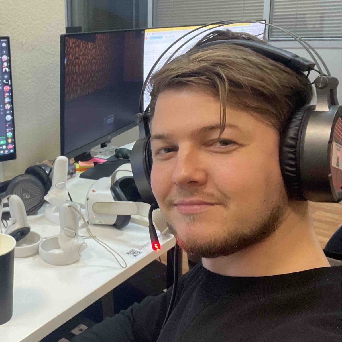 Михаил Фролов