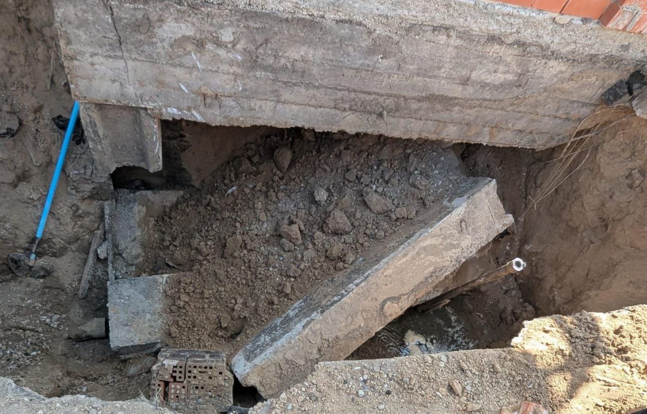 В Иркутском районе по факту гибели рабочего возбуждено уголовное дело
 
Следственным отделом по Иркутскому району СУ СК России по Иркутской области возбуждено уголовное дело по признакам преступления,... | Сетка — социальная сеть от hh.ru