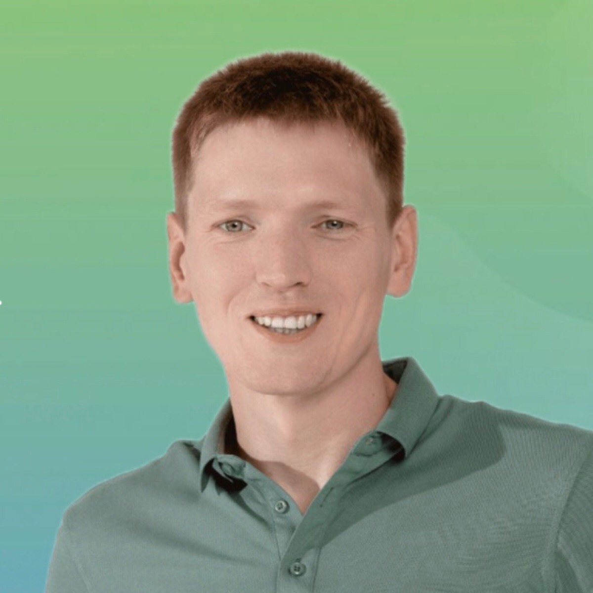 Денис Макаров