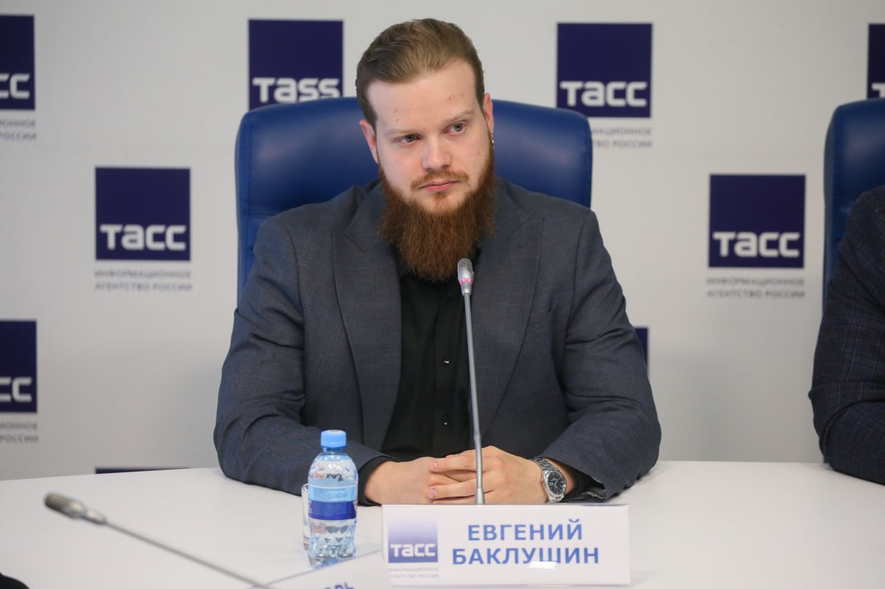 Нет времени объяснять, я ушел из Positive Technologies😨
Т.к | Сетка — социальная сеть от hh.ru