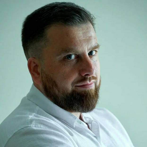 Алексей Холопов