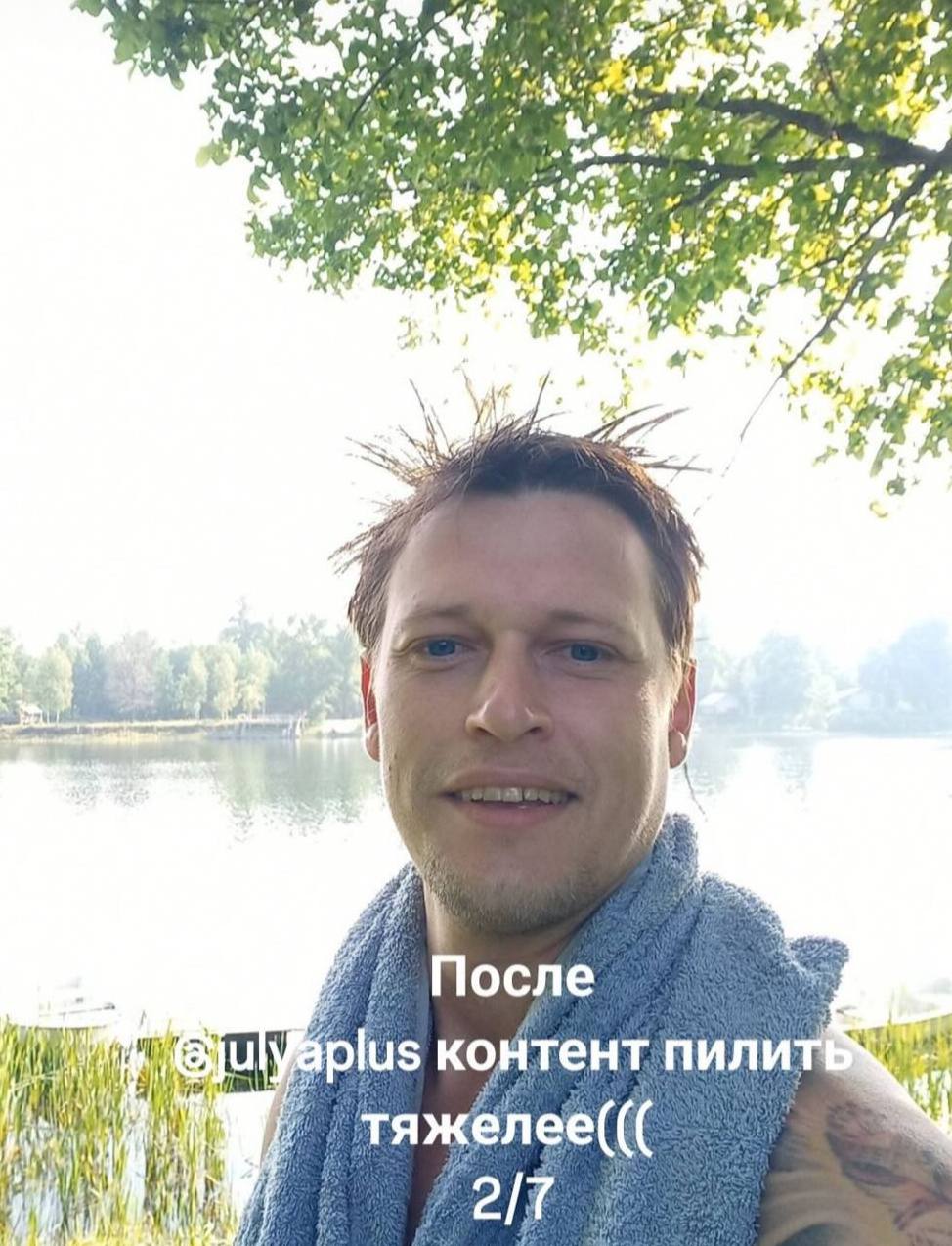 Я вынудила не только человека с гипсом, но и беременную женщину идти в ЗОЖ 😂
Стена почета, как положено 😍♥️
Очень кайфую от ваших многочисленных сообщений, даже от тех, кто без фото 🔥✨
Все молодцы и к... | Сетка — социальная сеть от hh.ru