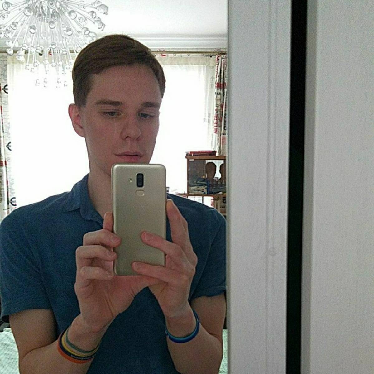 Vladimir Harli | Сетка — социальная сеть от hh.ru