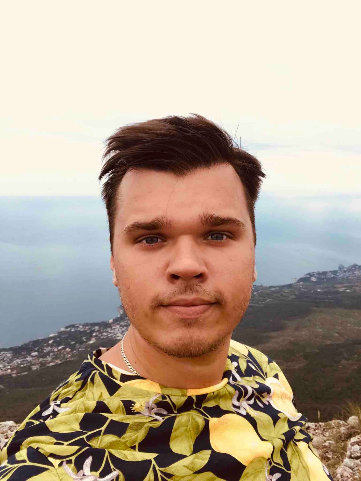 Антон Бобин