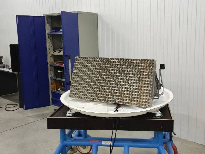 ⏺ Роскосмос сообщил о разработке приемников сигналов со спутников «Экспресс-РВ»Приемникибудут получать сигналы с космических аппаратов «Экспресс-РВ» на стационарных и подвижных объектах, что позволит ... | Сетка — социальная сеть от hh.ru