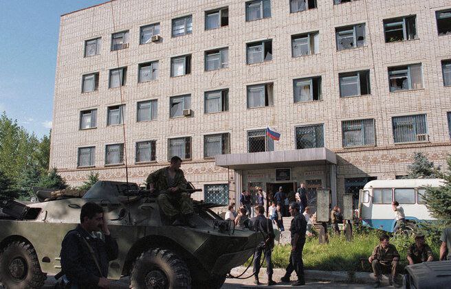 Сегодня на Ставрополье вспоминают жертв нападения на Буденновск30 лет назад здесь произошел один из самых кровавых террористических актов в современной истории страны. | Сетка — социальная сеть от hh.ru