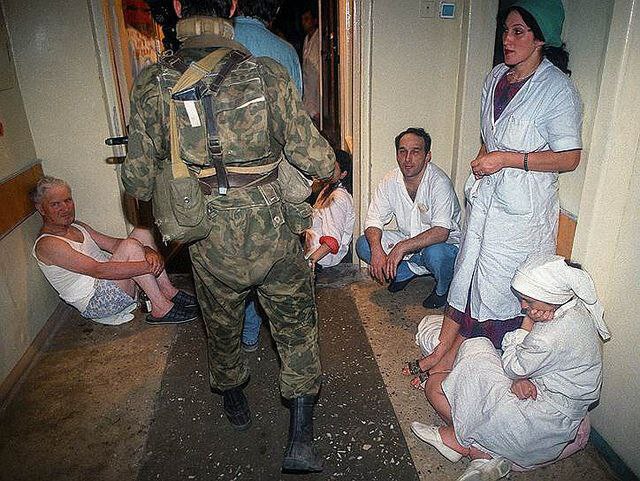 Сегодня на Ставрополье вспоминают жертв нападения на Буденновск30 лет назад здесь произошел один из самых кровавых террористических актов в современной истории страны. | Сетка — социальная сеть от hh.ru