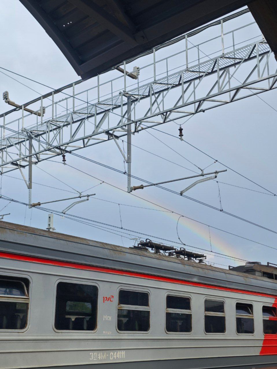 РЖД пропагандирует незаконное 🌈 | Сетка — социальная сеть от hh.ru