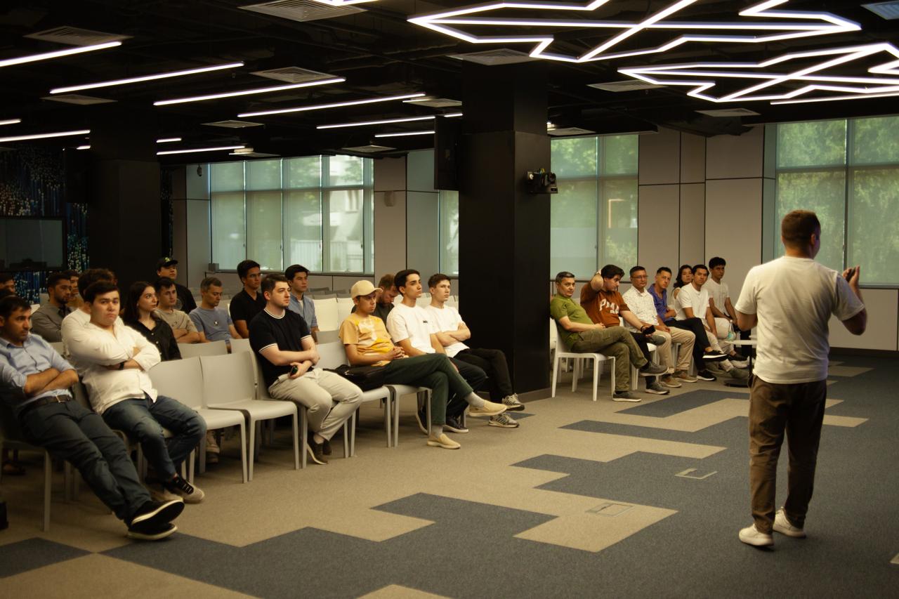 Фотографии со вчерашнего Fuckup Talks.
Благодарю спикеров, партнёров, команду и всех, кто смог поучаствовать.
Ждём всех на следующем мероприятии. До новых встреч!
@umedschannel | Сетка — социальная сеть от hh.ru