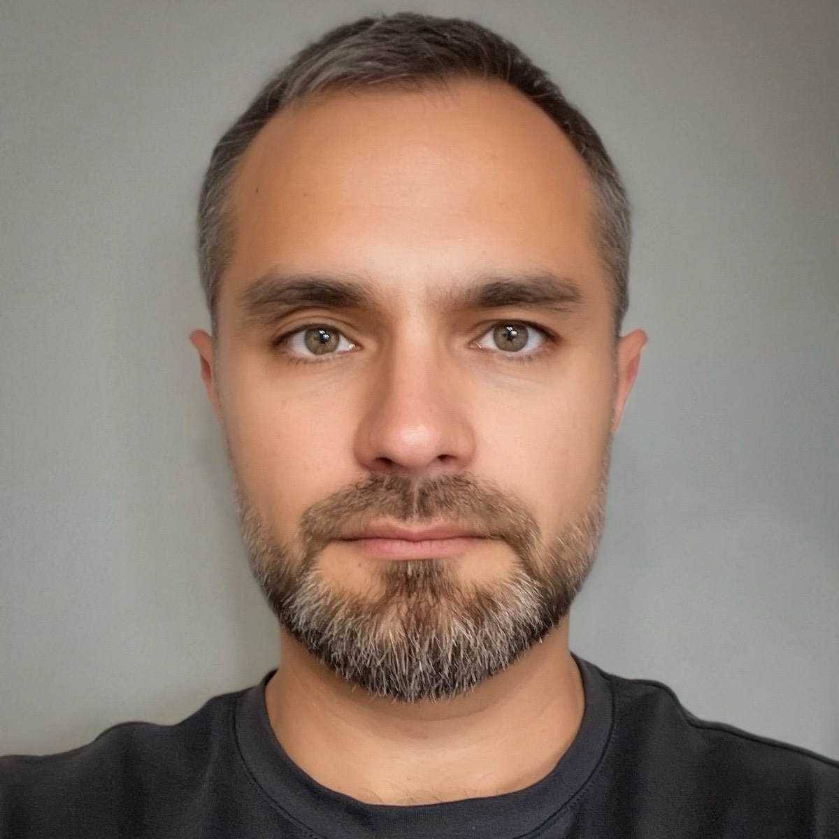 Евгений Тхагалегов
