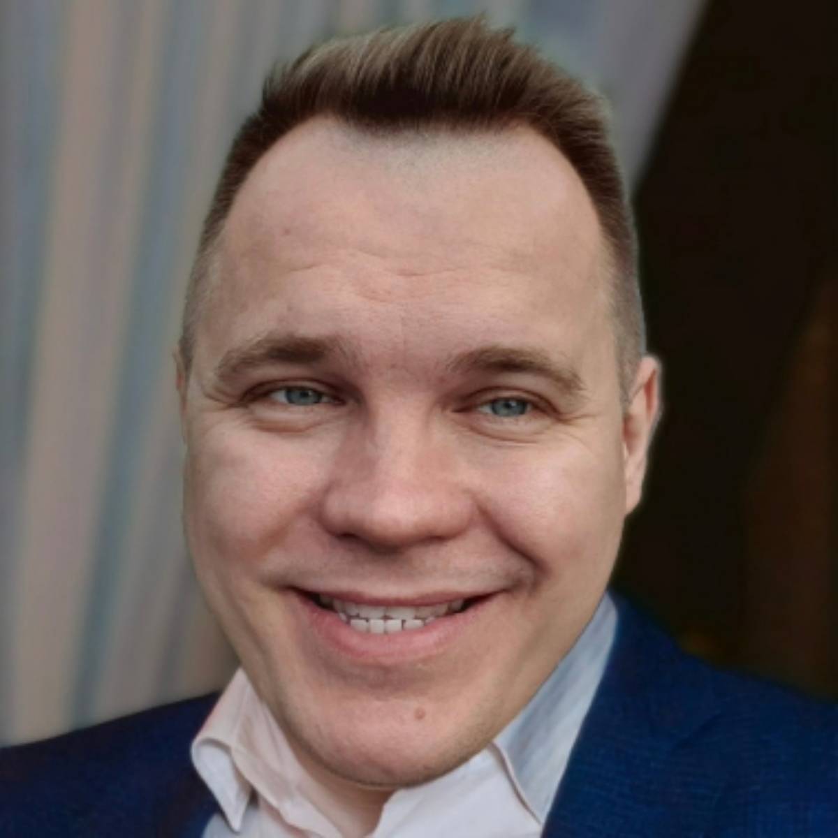 Денис Романцов | Сетка — социальная сеть от hh.ru