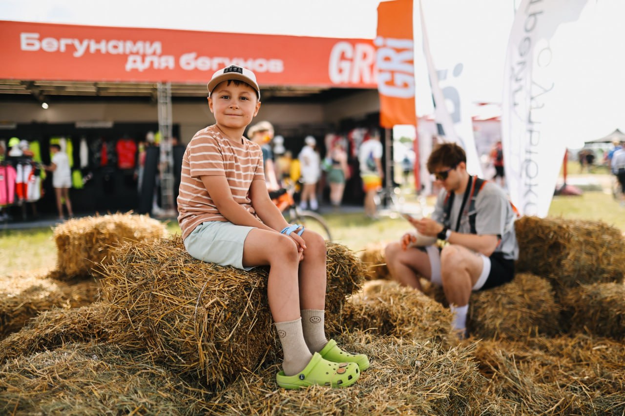 6-8 июля в Калужской области, в парке Никола-Ленивец прошел 8-й outdoor фестиваль Т-Банк Sport-Marafon Fest, который собрал более 10 000 участников и гостей | Сетка — социальная сеть от hh.ru