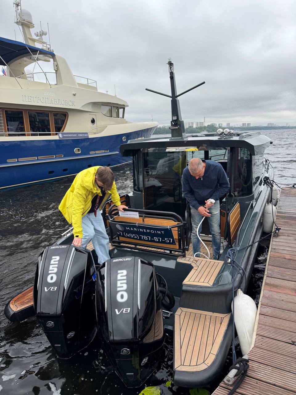 Уважаемые подписчики , всех приветствую 👋 на днях посетил выставку на воде в Москве в RoYAL Yacht Club | Сетка — социальная сеть от hh.ru