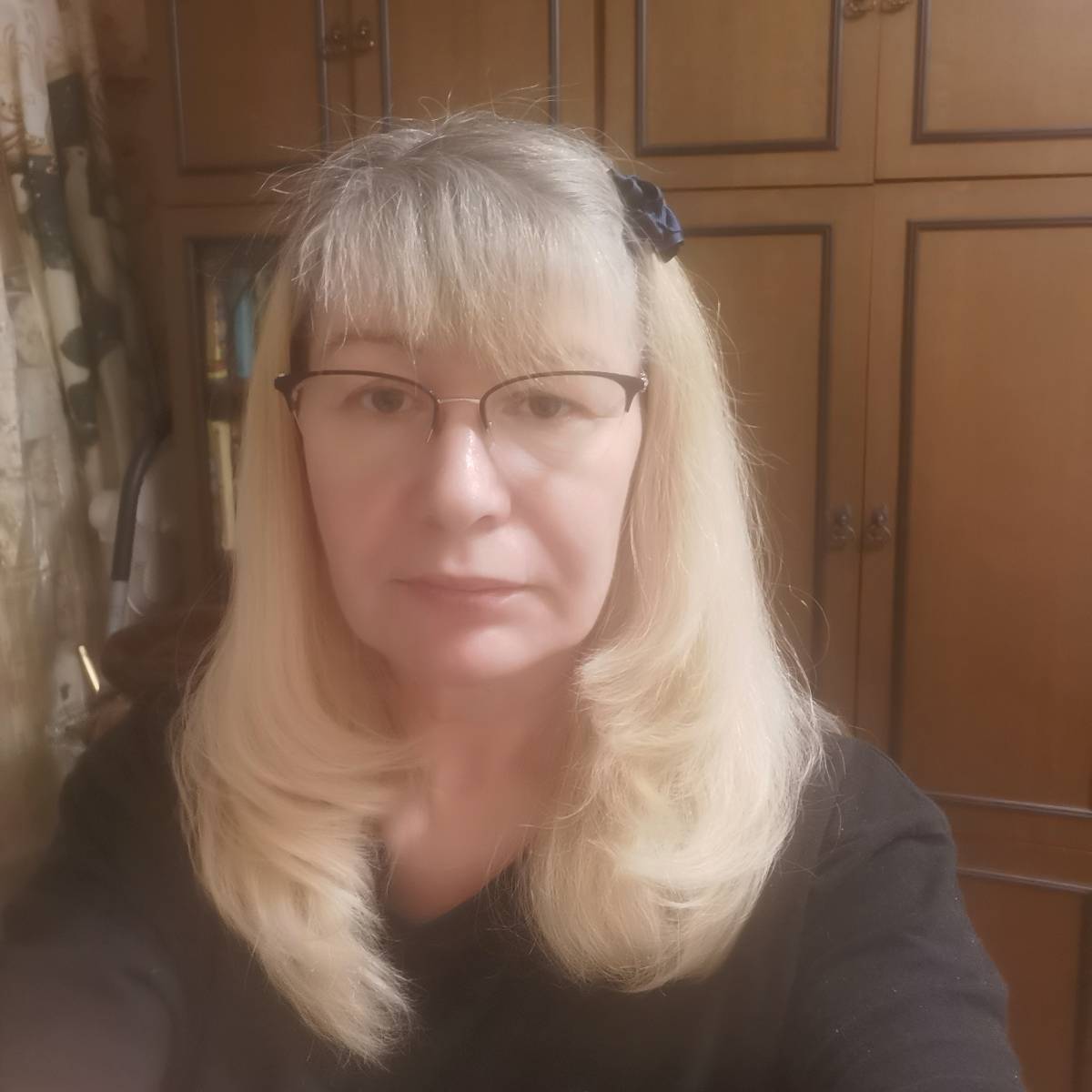 Елена Деконт