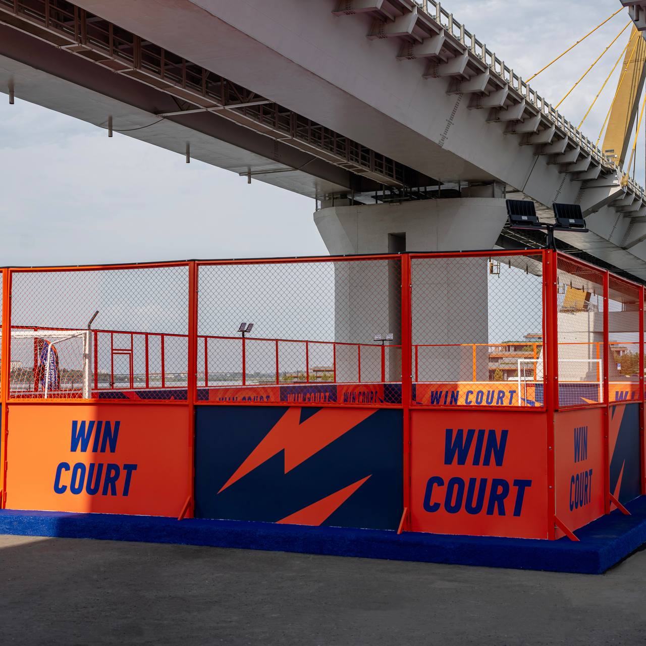🔥 Winline запустил Win Box и комплекс площадок Win Courts!
Разбираемся, что, где и зачем | Сетка — социальная сеть от hh.ru