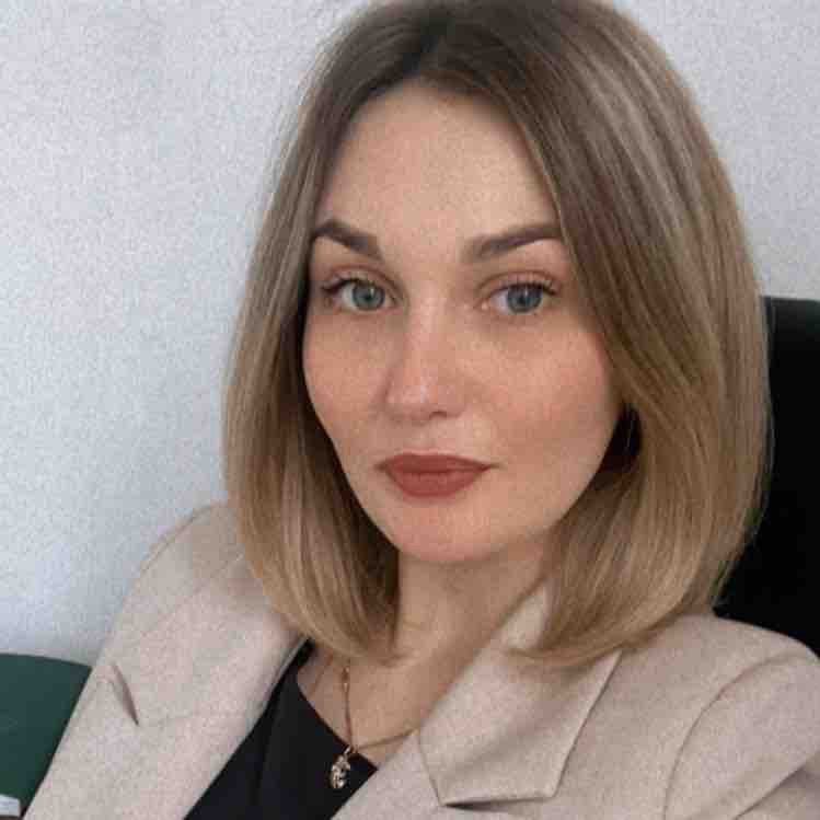 Кристина Лесных | Сетка — социальная сеть от hh.ru