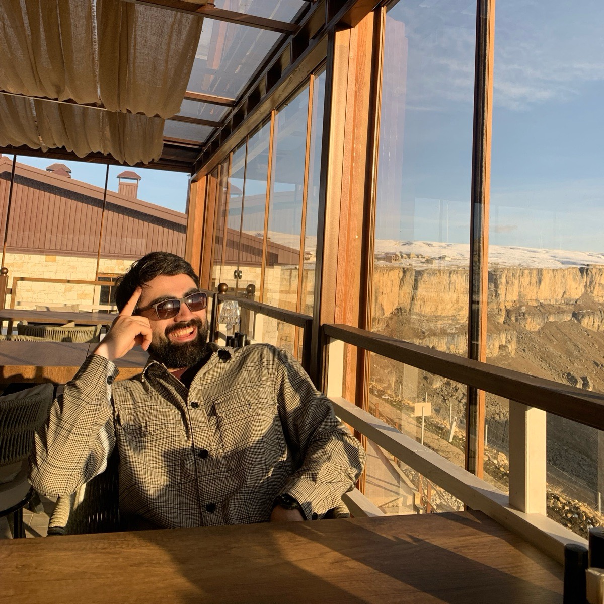 Рашид Хизриев