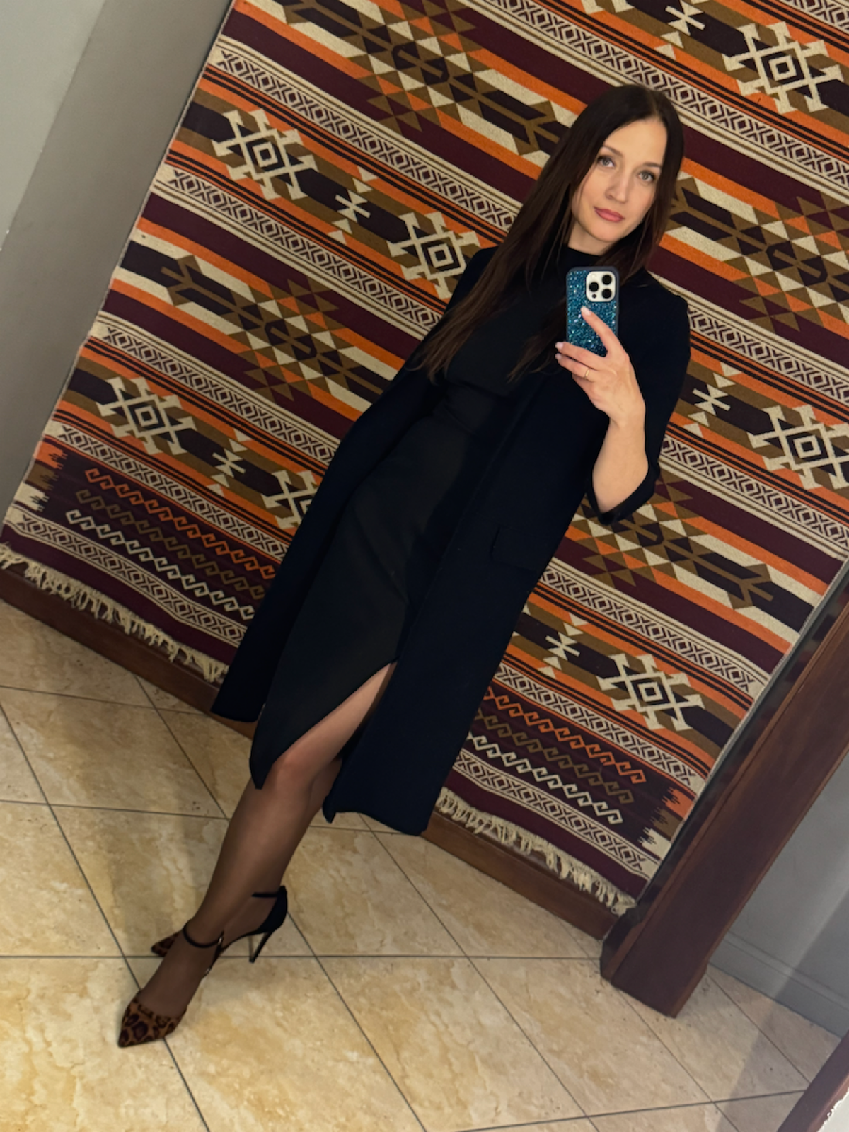 #постзнакомство
🤍Привет!
Я Мария Непомнящая, астролог, МАК-терапевт, энергопрактик и просто адекватный человек (по мнению большинства опрошенных 😁👌)
Как МАК-терапевт меняю ваши блоки, минусовые сценар... | Сетка — социальная сеть от hh.ru