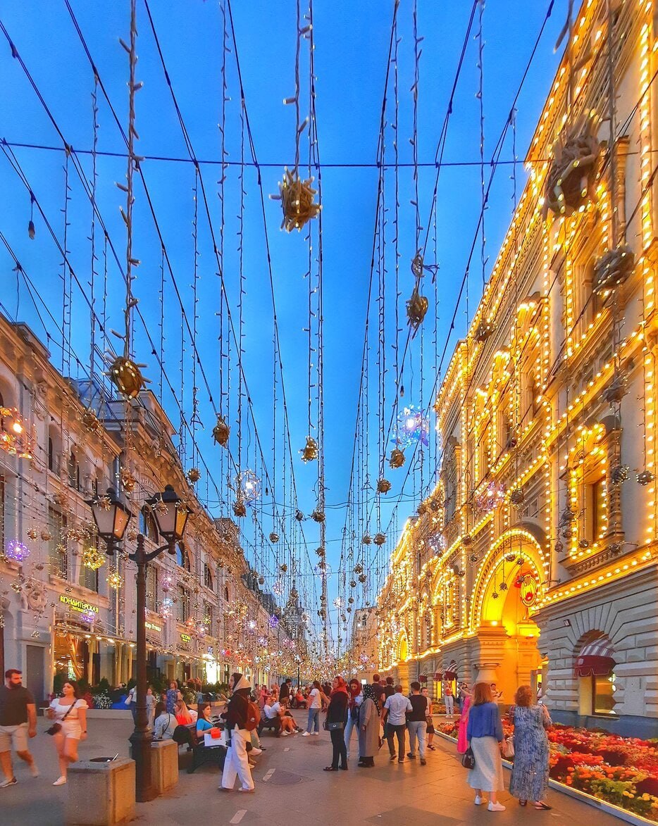 🗣Бесплатные экскурсии по Москве
🔸20 июня 13:00-15:00 (Александровский сад)
📍Сбор: м | Сетка — социальная сеть от hh.ru