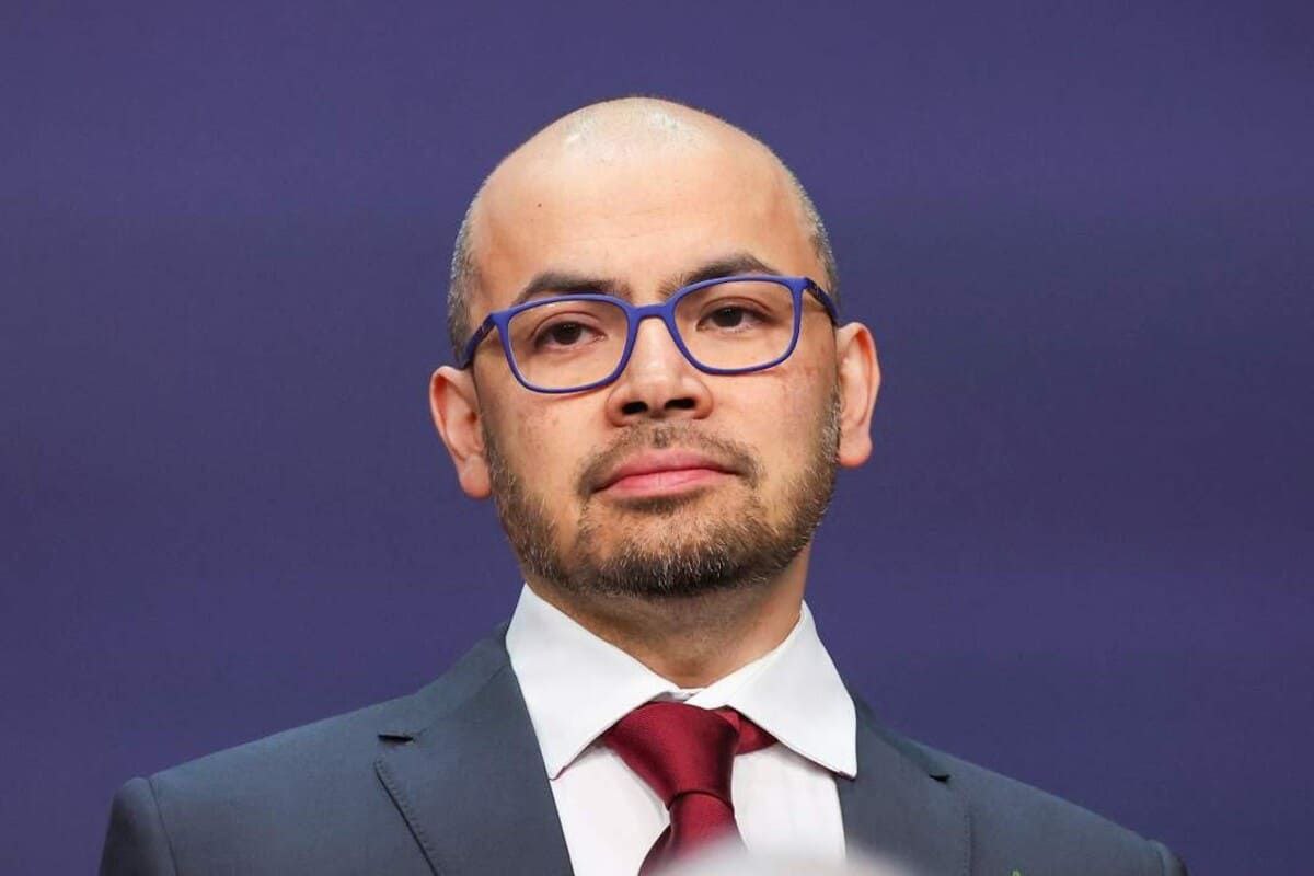 🌌 AGI + Космос: Как искусственный интеллект откроет дорогу к звездам
Прогноз от CEO Google DeepMind Демиса Хассабиса: с вероятностью 50% AGI (искусственный общий интеллект) появится в ближайшие 5–10 л... | Сетка — социальная сеть от hh.ru