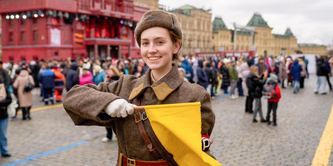 🏛Иммерсивный музей появится на Красной площади
21-24 июня
Экспозиция будет посвящена 80-й годовщине Парада Победы, гости смогут больше узнать о Великой Отечественной войне
Экспозиция включает в себя н... | Сетка — социальная сеть от hh.ru