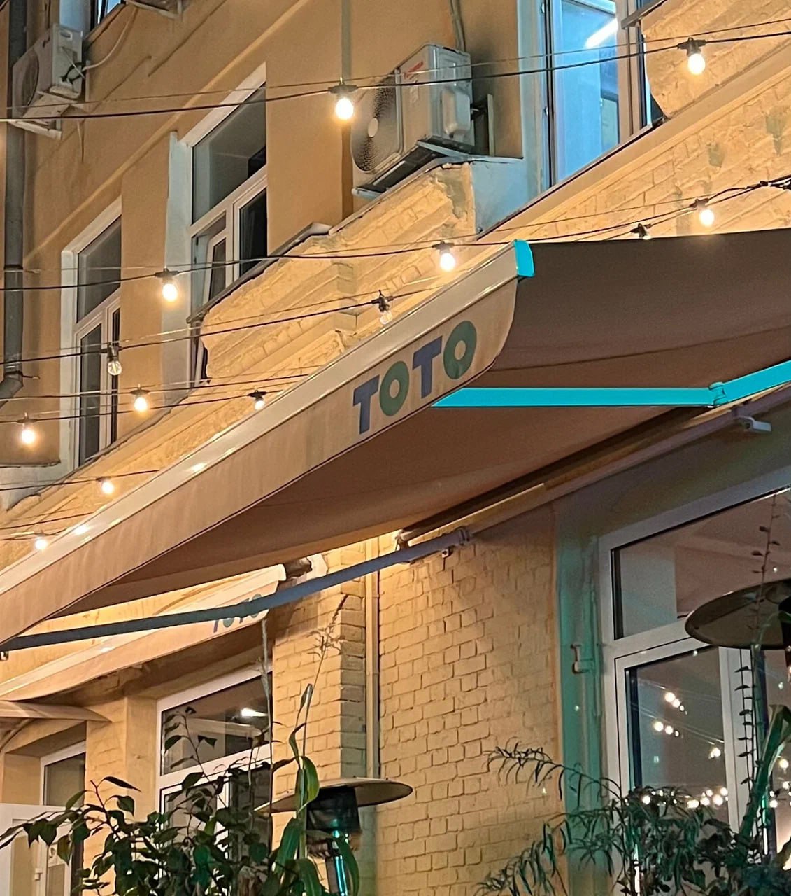 👩‍👦Семейные веранды в Москве
TOTO
📍Столешников пер., 7, стр. 3
FOLK
📍Цветной б-р, 2
УХВАТ
📍Рочдельская ул., 15, стр. 41
BJORN
📍Пятницкая ул., 3/4, стр. 1
ГВИДОН
📍Большая Никитская ул | Сетка — социальная сеть от hh.ru