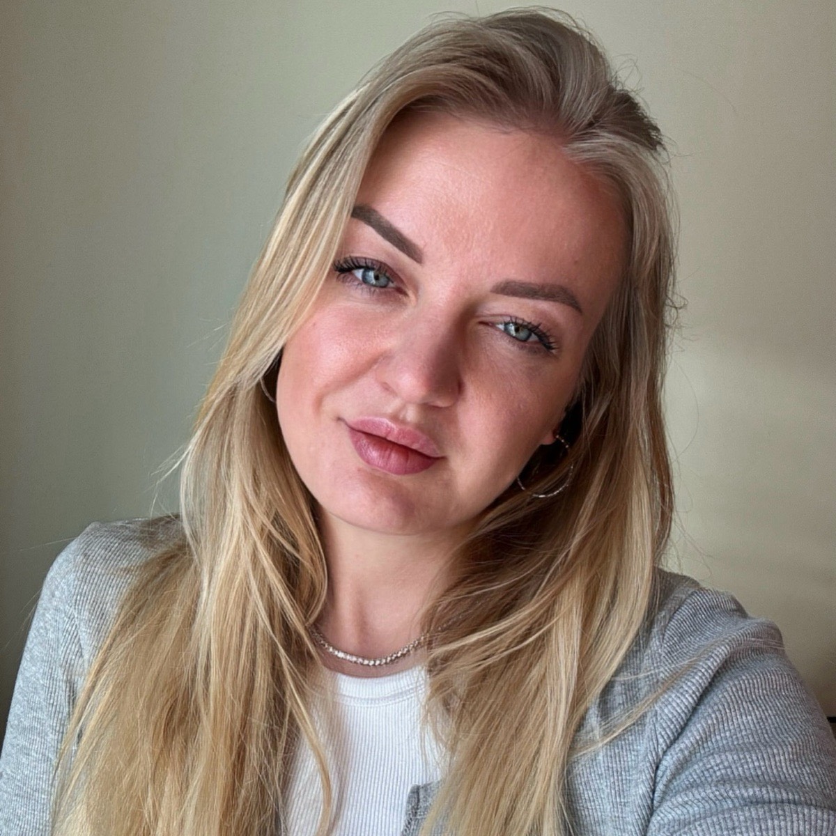 Елена Аррожейро | Сетка — социальная сеть от hh.ru