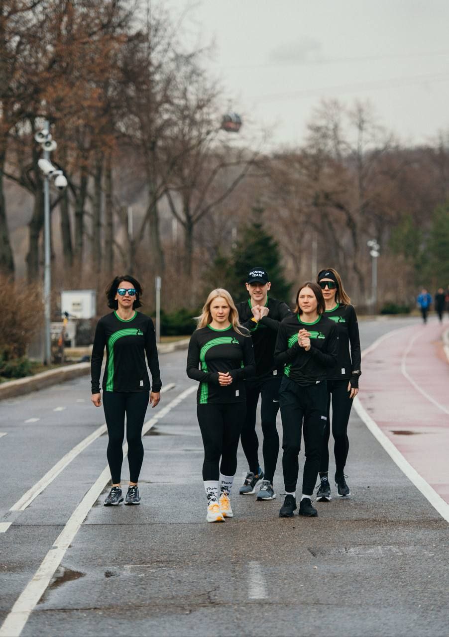 🏃🏼В Москве пройдёт фестиваль для бегунов
22 июня 13:00-21:00
В программе: выставка беговых клубов, лекторий с именитыми спикерами из мира бега, беговые экскурсии, вечерний DJ-сет
Подробнее
▫️Вход своб... | Сетка — социальная сеть от hh.ru