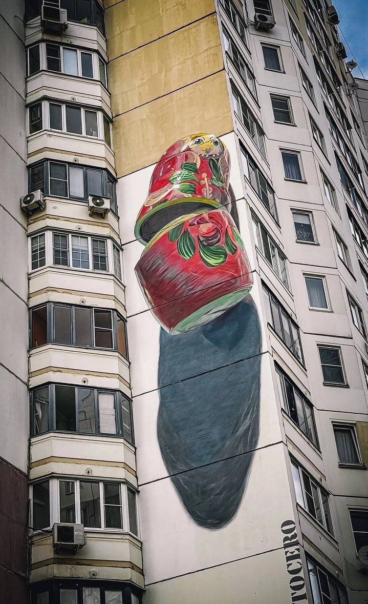 🎨 Музей граффити под открытым небом
Благодаря мастерам стрит-арта из 26 стран мира появилось 50 картин, выполненных в стиле граффити
Самое больше полотно — 60-метровый портрет Юрия Гагарина😍
📍Микрорай... | Сетка — социальная сеть от hh.ru