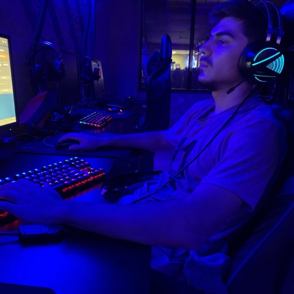 Акбар Сатторов | Сетка — социальная сеть от hh.ru