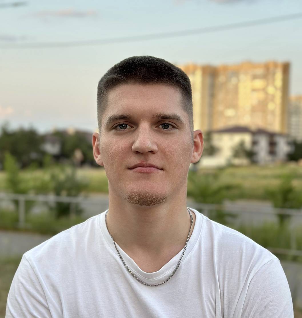 Андрей Бурцев