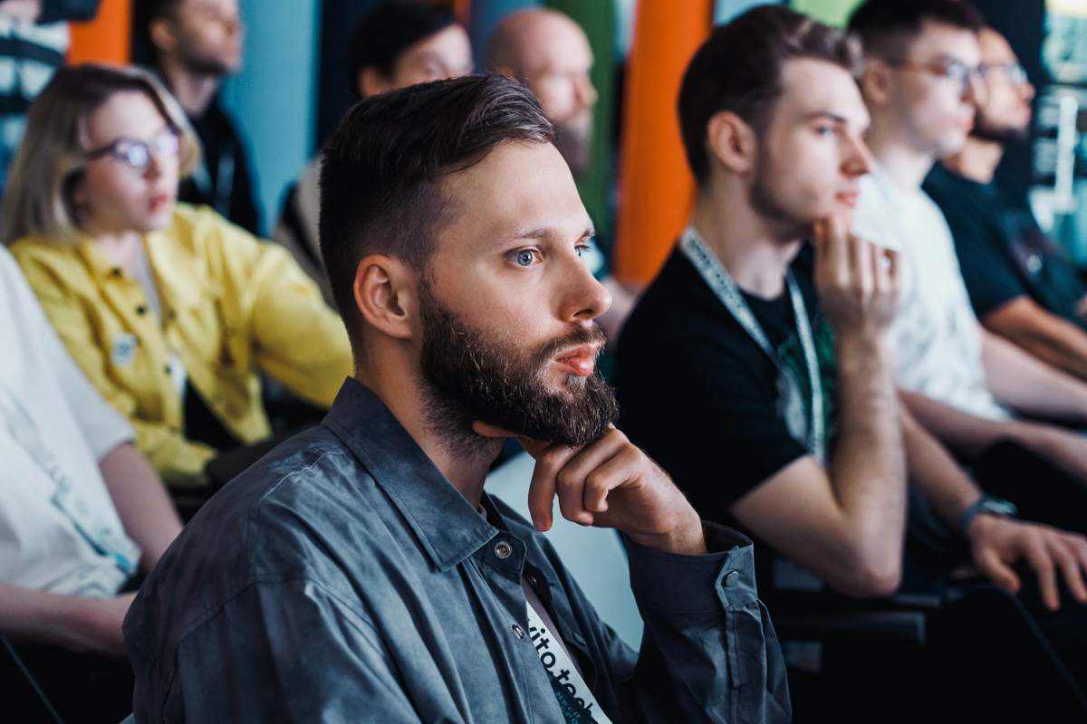 Сгонял на Avito Frontend meetup | Сетка — социальная сеть от hh.ru
